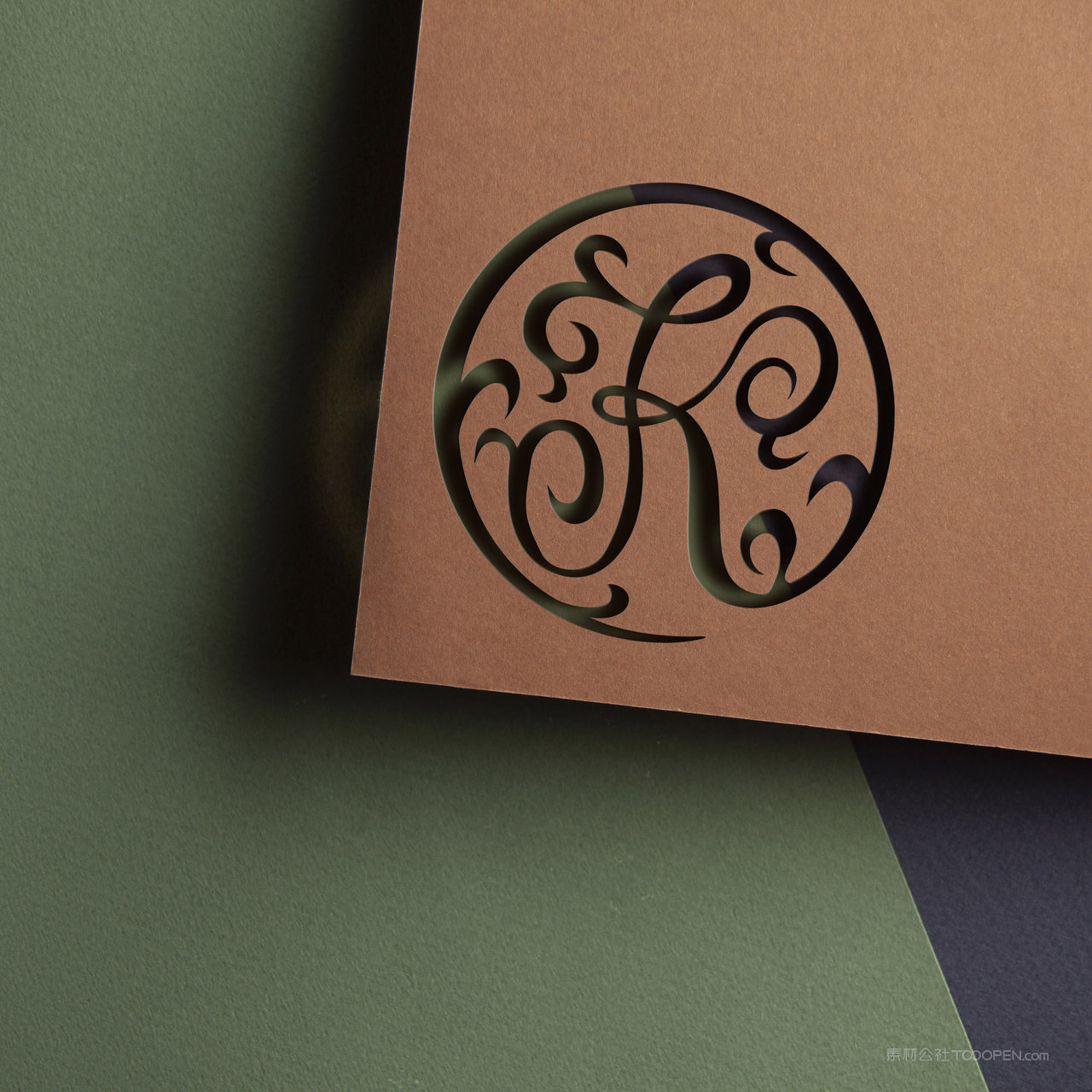 纸张上的企业标志镂空logo贴图样机