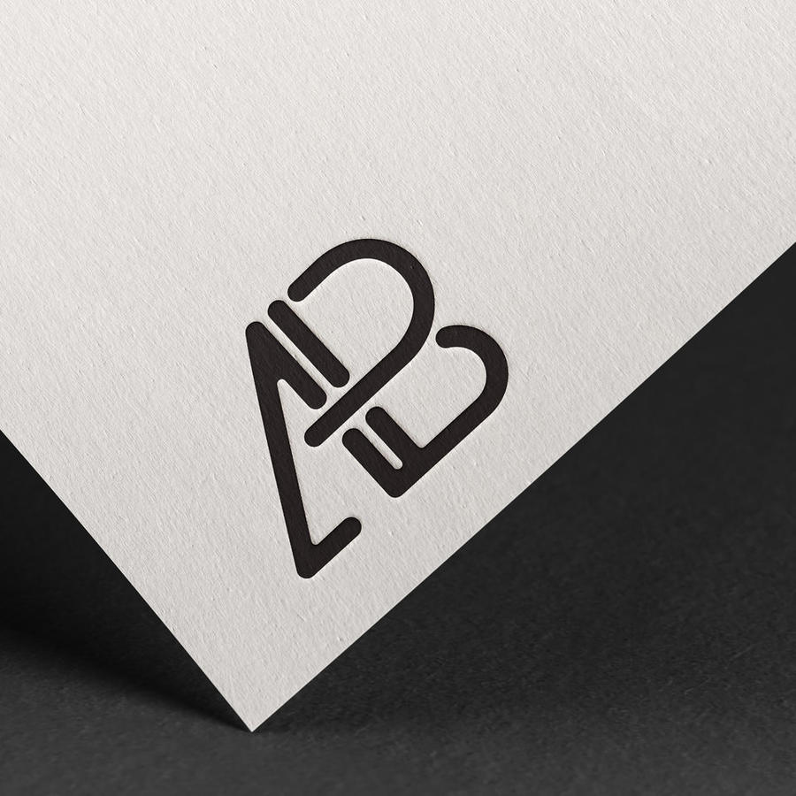 简约白色纸张背景上的logo样机