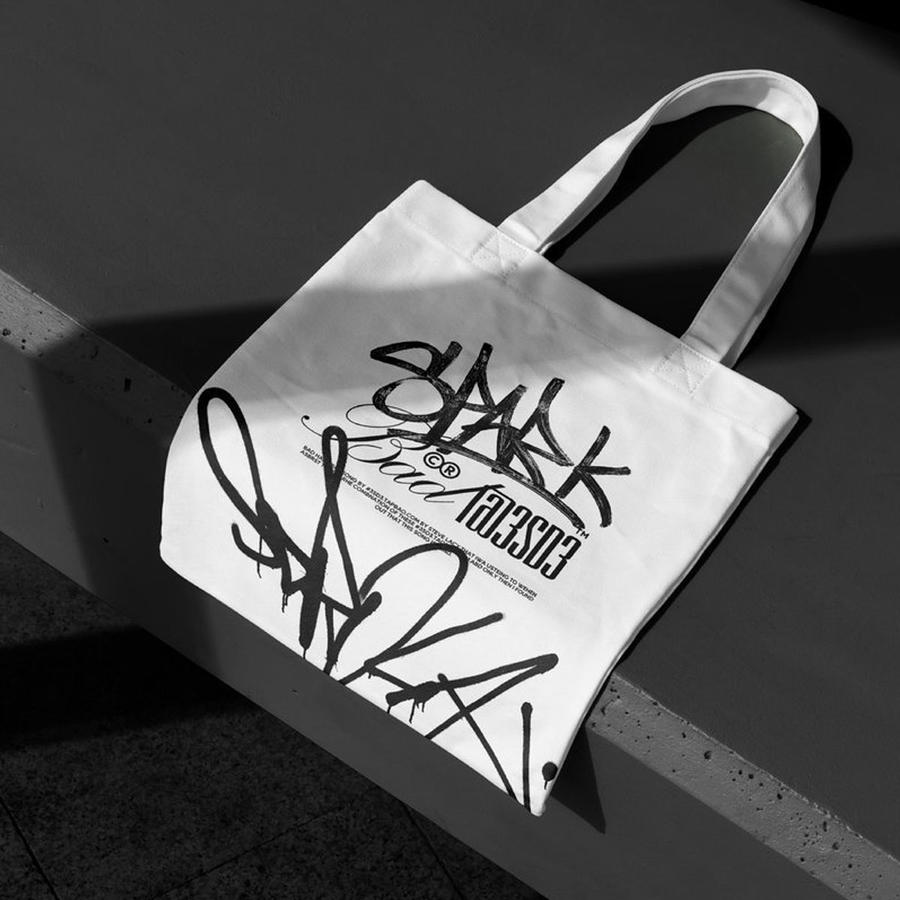 街头服装品牌vi样机