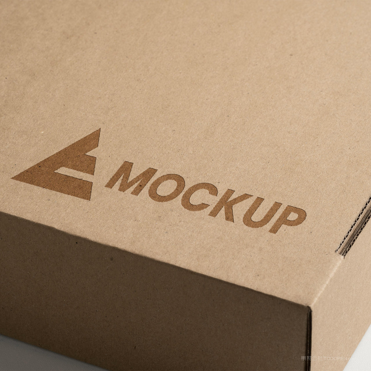 牛皮纸盒上的logo贴图样机