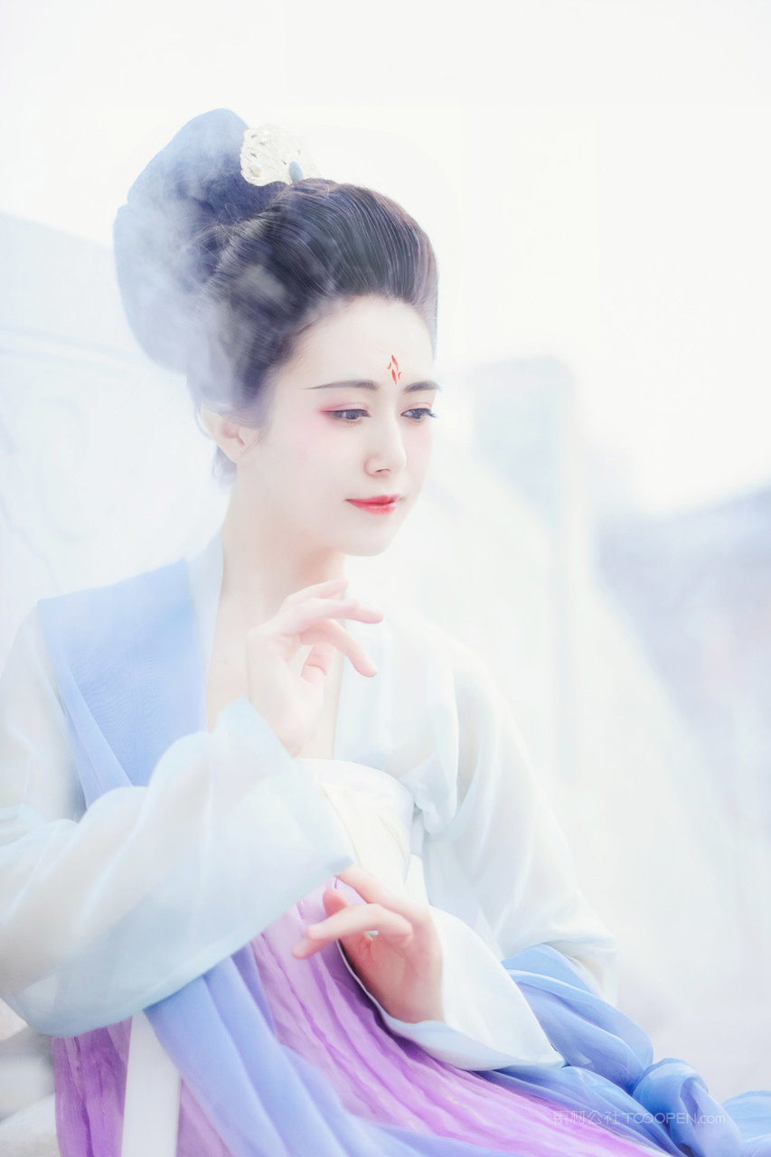 古典户外摄影唯美古风美女高清图片下载