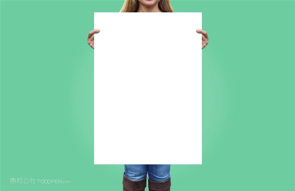 手持精美海报设计样机