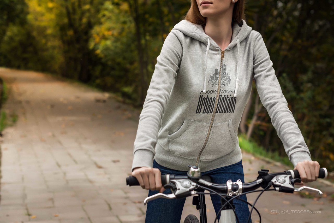 简约休闲服场景样机