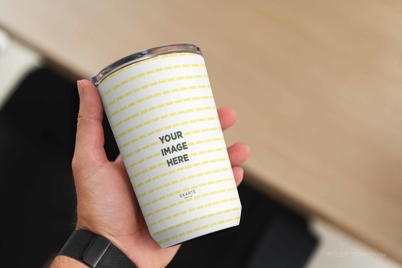 水杯保温杯图场景样机