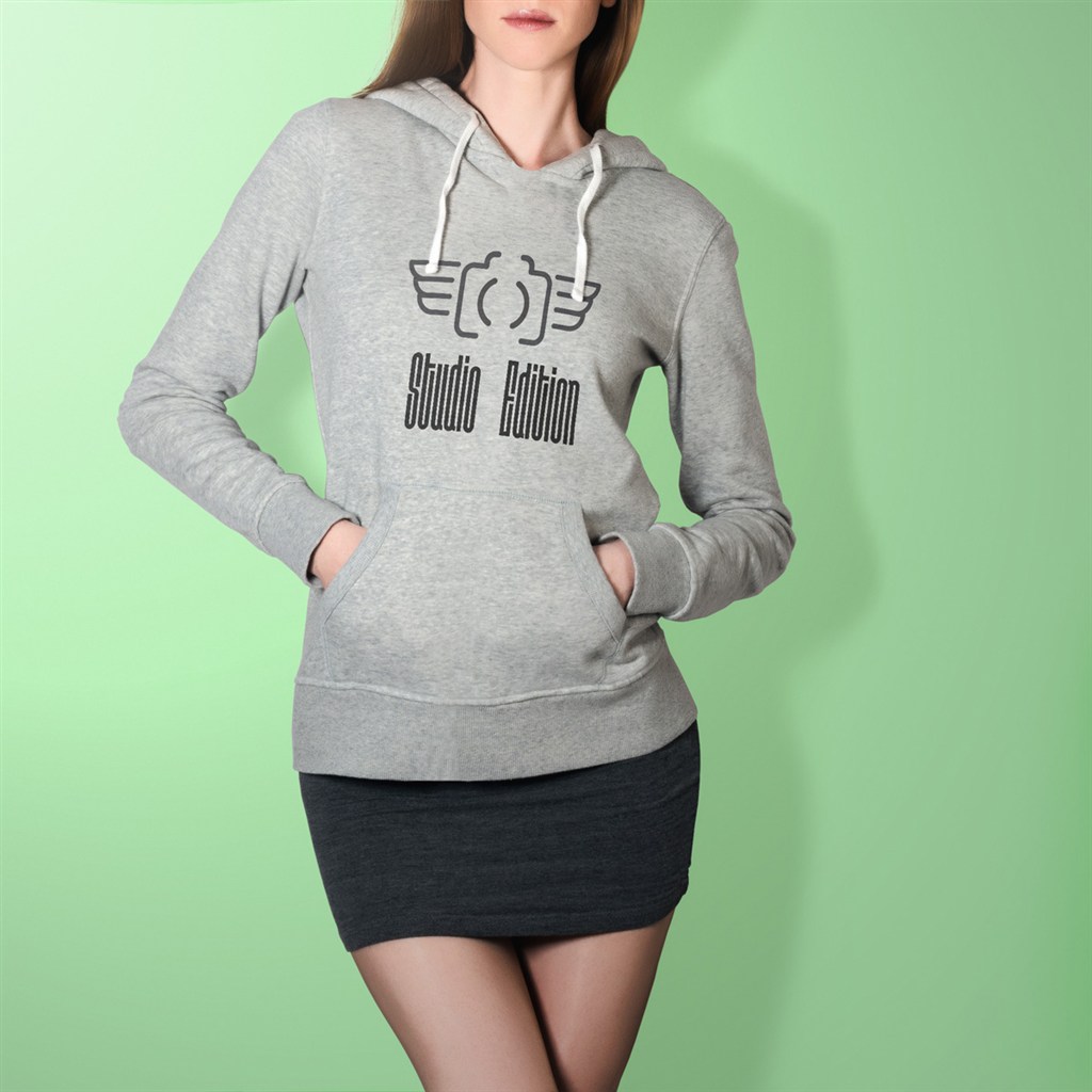 穿文化衫的美女样机