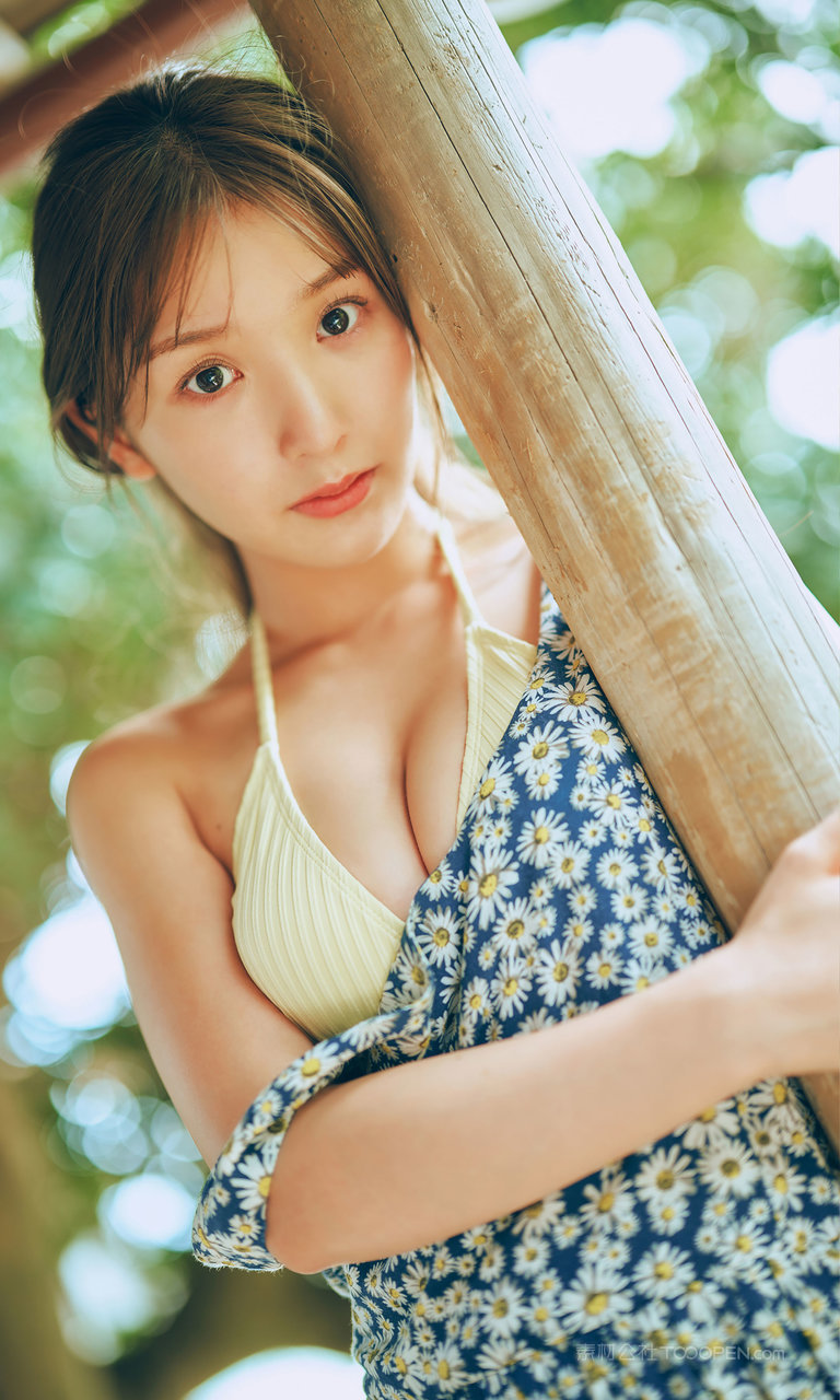 可人美女798艺术照