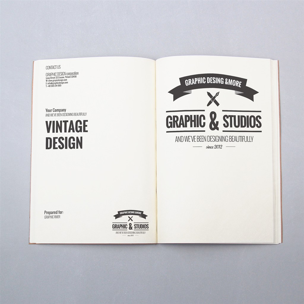 国外精美画册模板样机