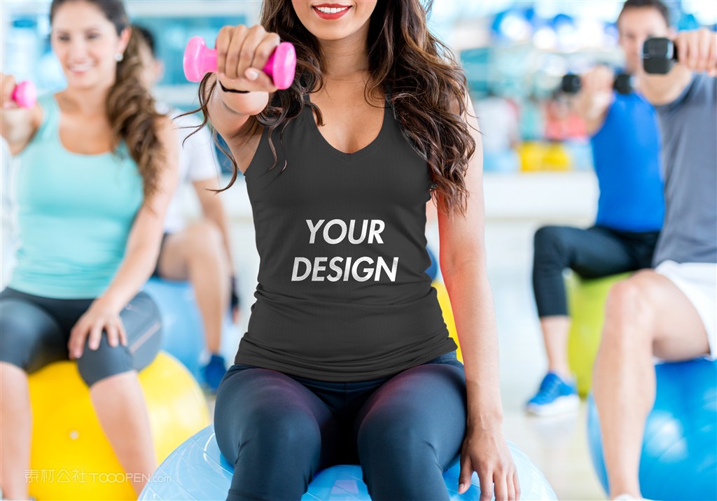 黑色健身女性T恤样机