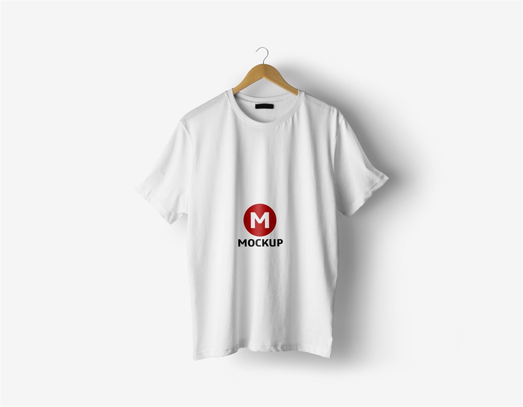 白色圆领T恤样机