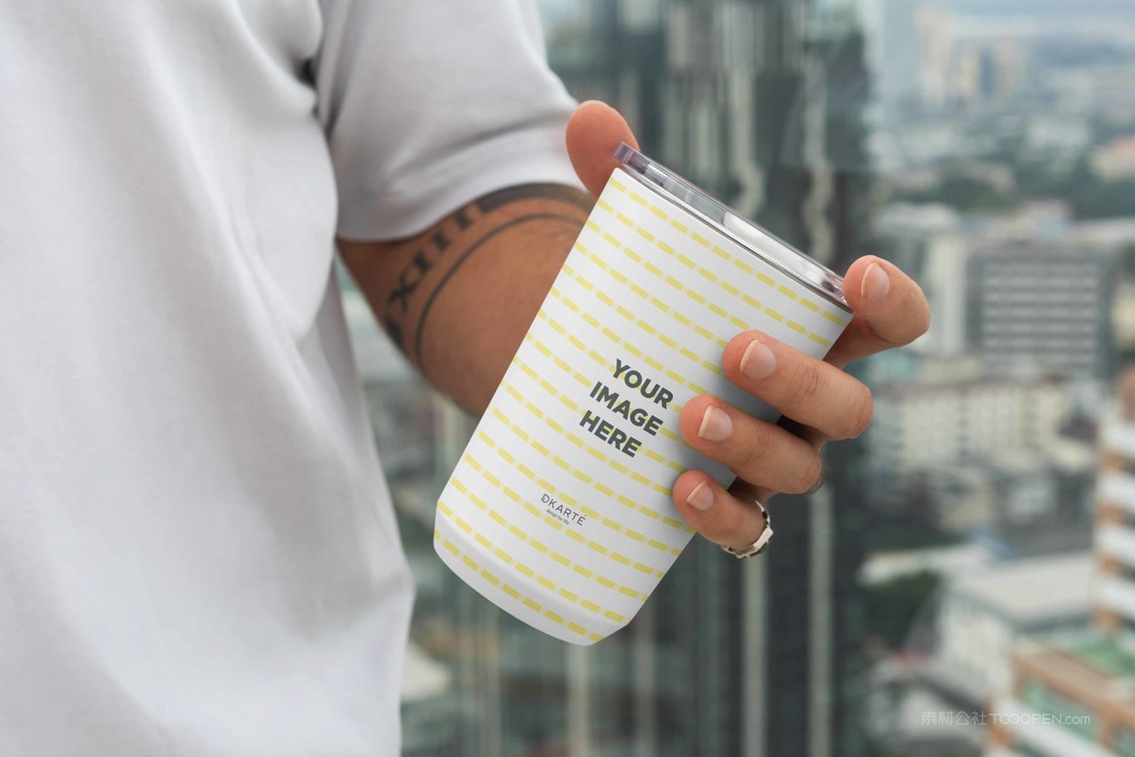 水杯保温杯图场景样机