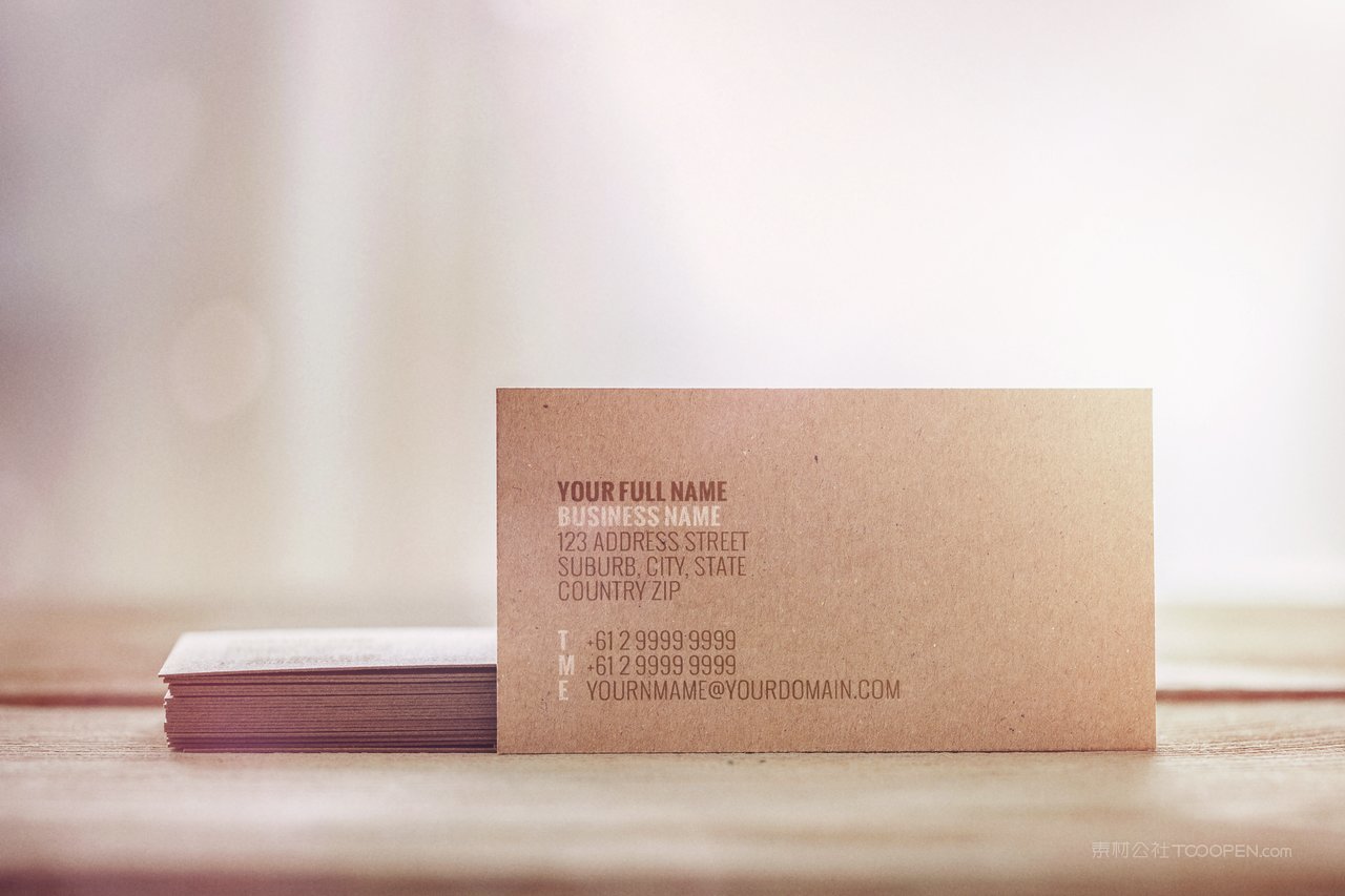 文艺风牛皮纸名片贴图木质桌面场景样机 (4)