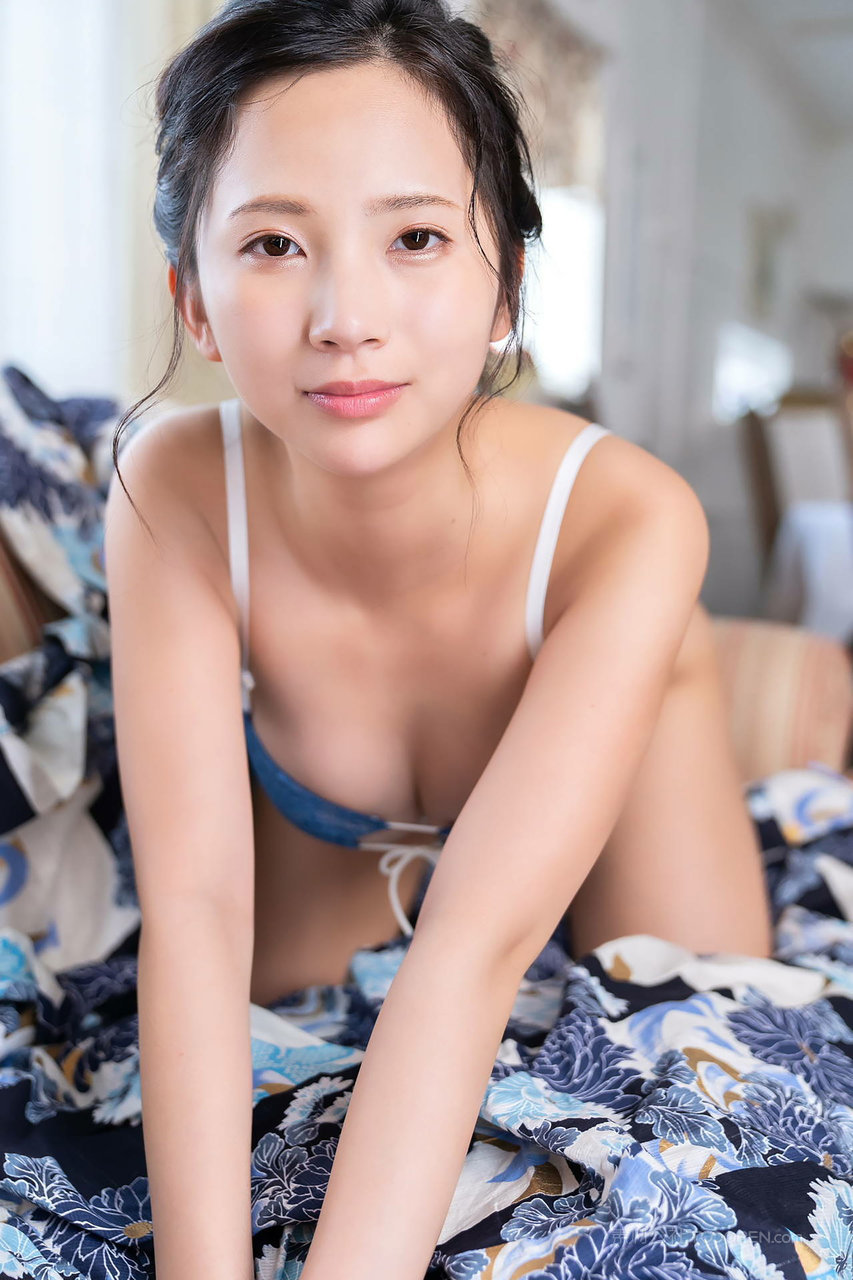 日本年轻少女私房照