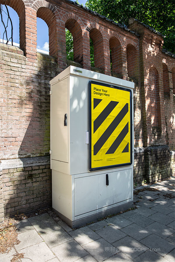 配电箱上的海报样机