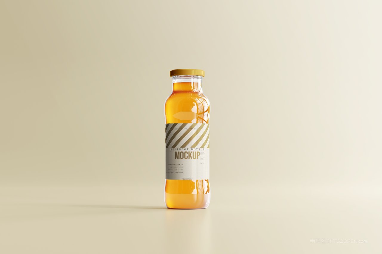 一瓶汽水透明瓶子样机