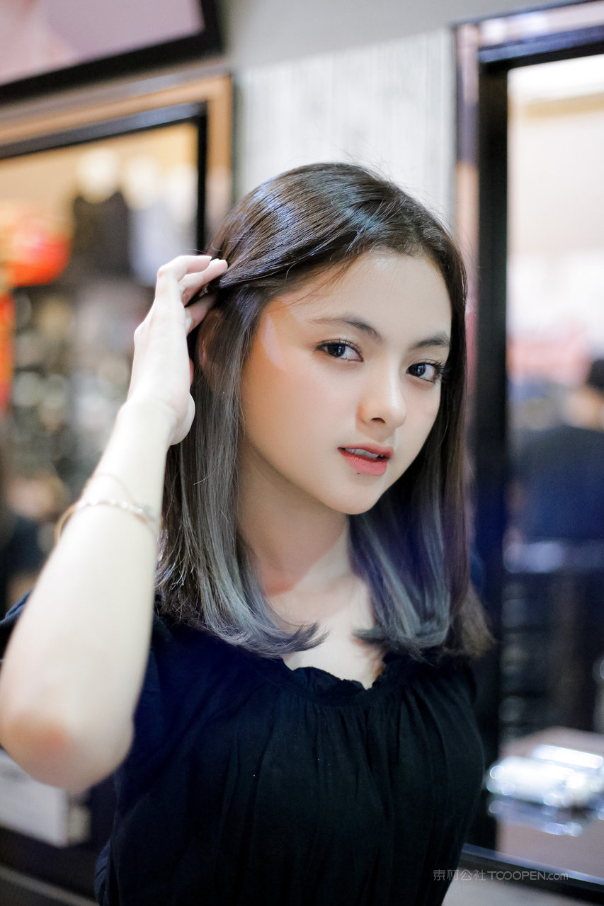 亚洲国产精品自拍美女极品合集图片