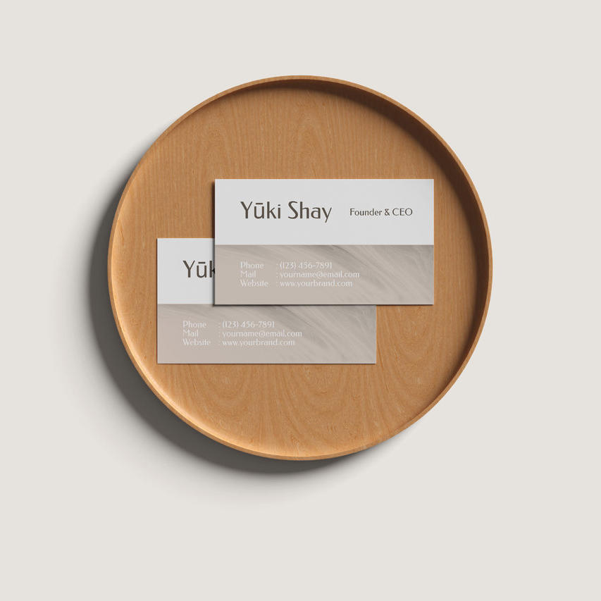 高档名片贴图素材木盘上的名片样机