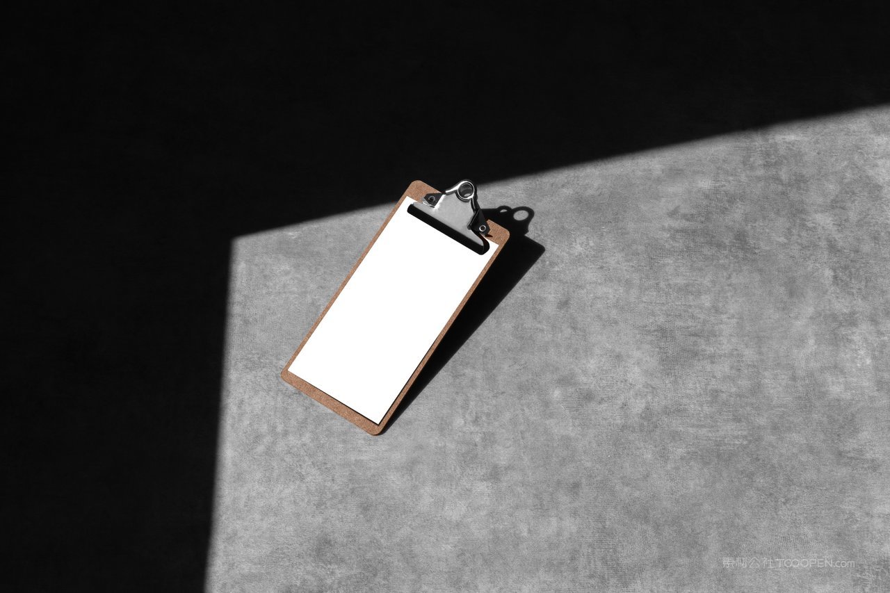 咖啡品牌产品笔记菜单夹样机