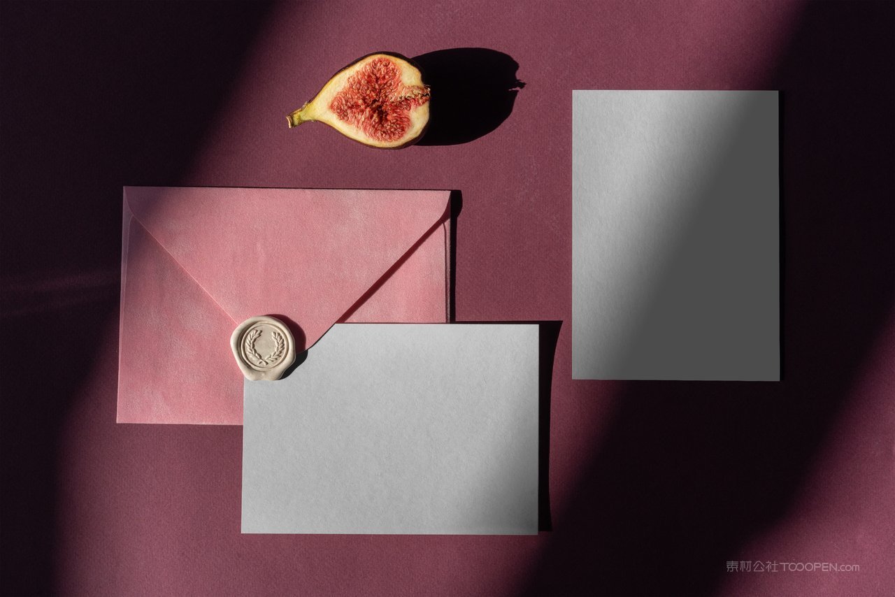 婚礼邀请函请柬信封卡片场景样机 (7)