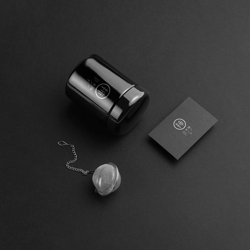 简约茶叶品牌vi形象样机 (26)