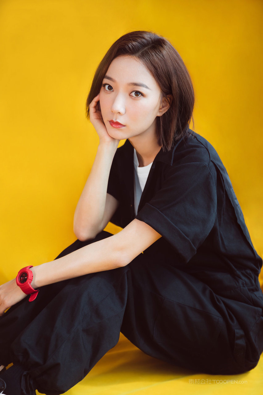 时尚美女明星王珞丹图片