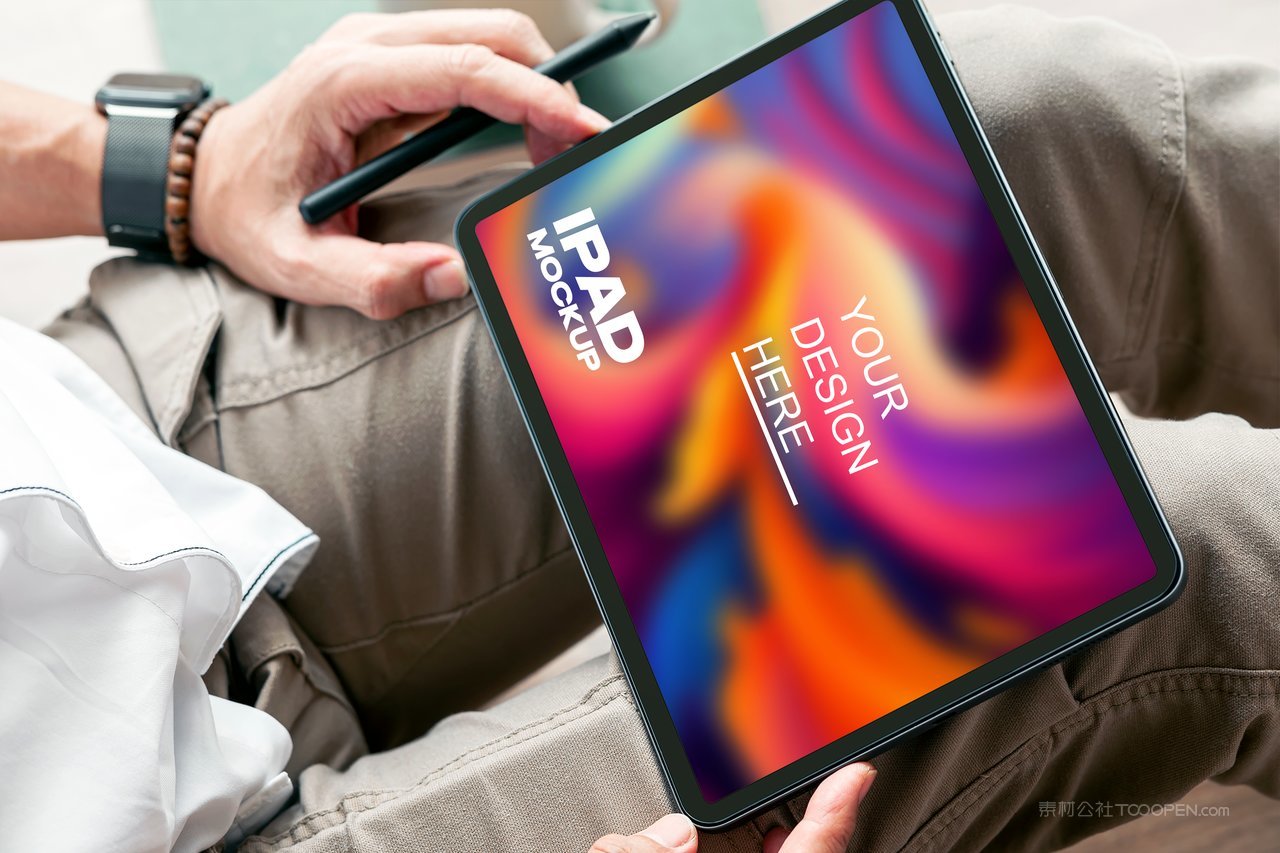 手拿平板ipad样机