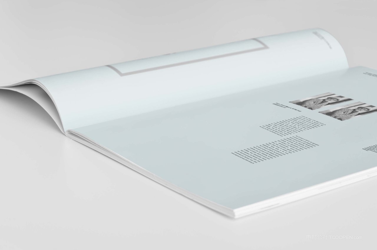 打开的书籍画册贴图样机