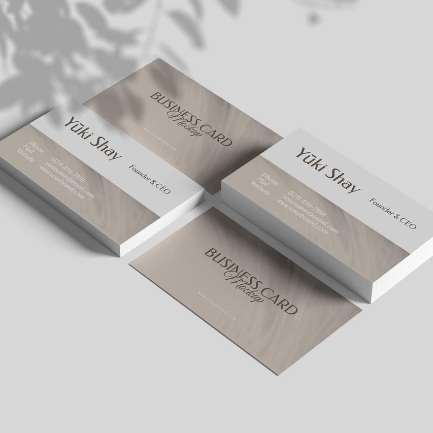 高档素雅的名片样机