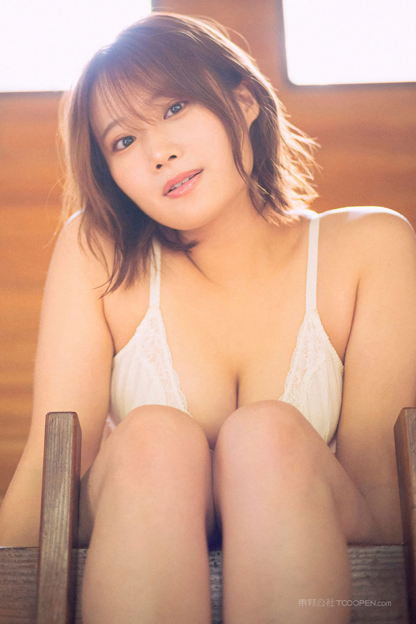 亚洲精品美女专辑