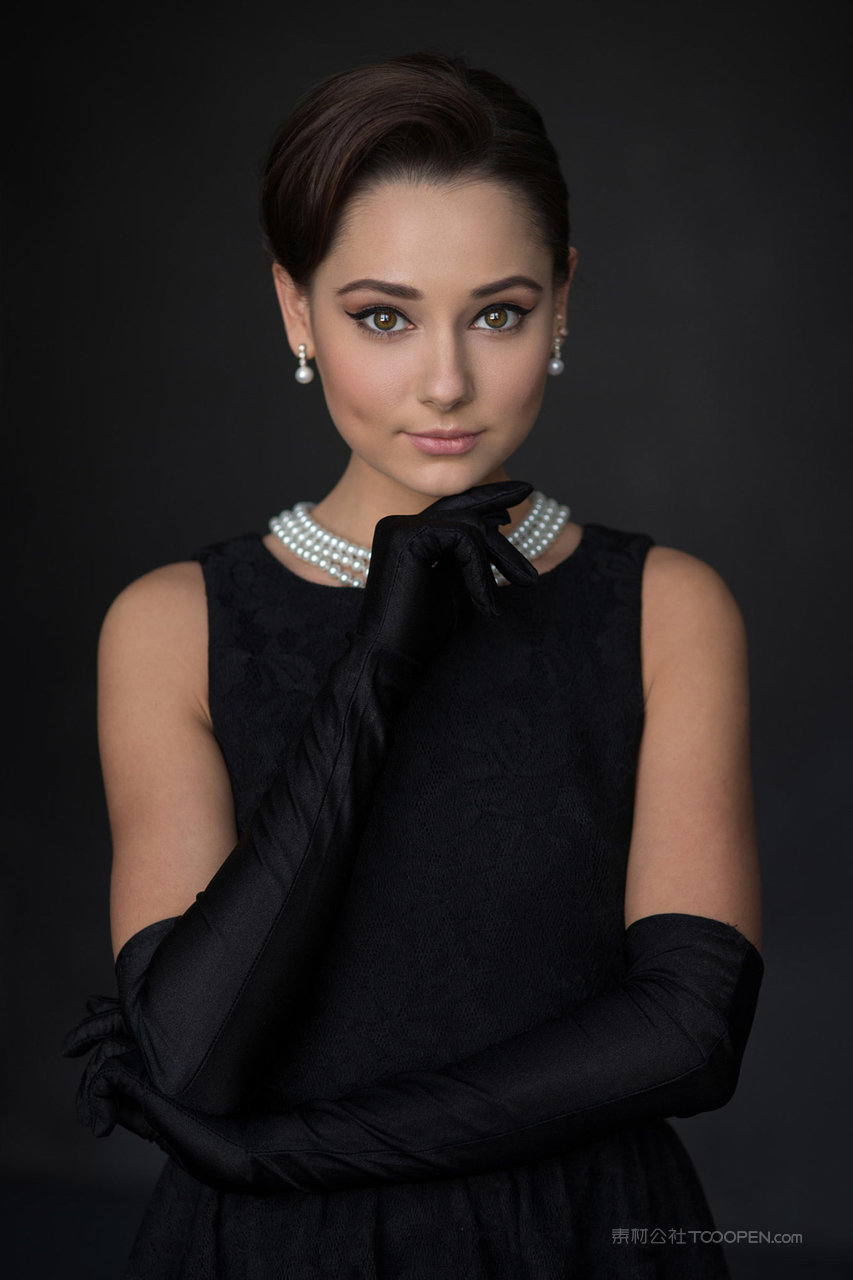 极品欧美复古四级美女艺术照写真