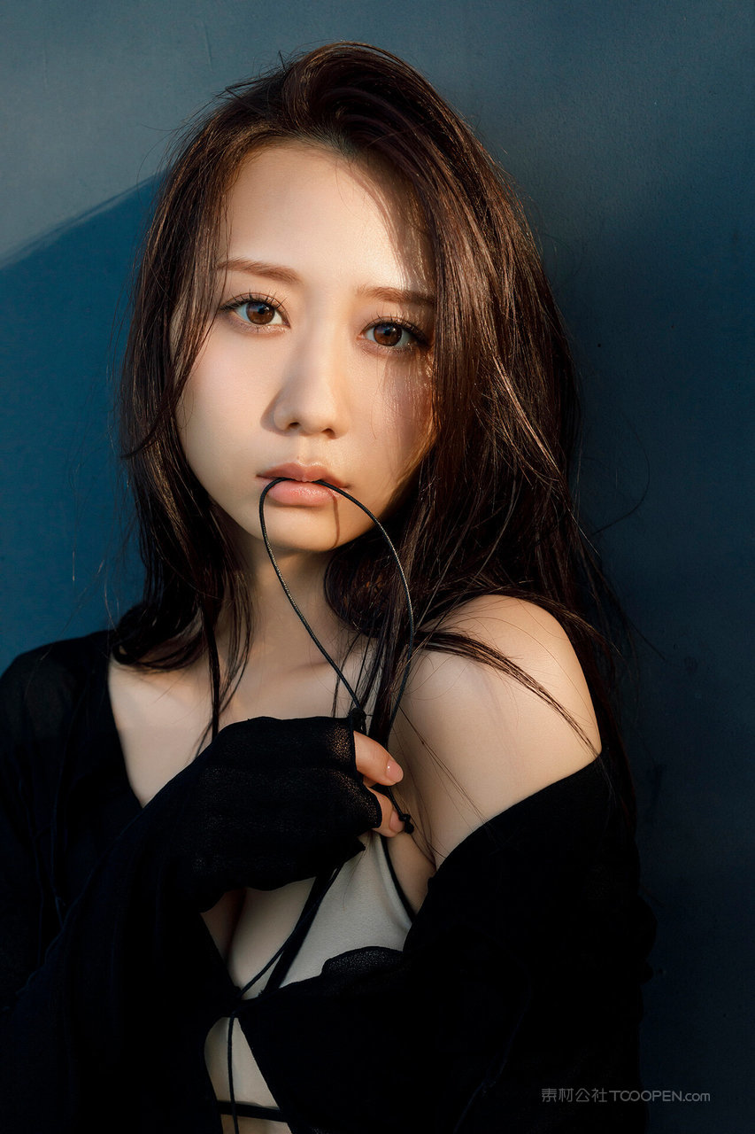 日产无码女神高清写真