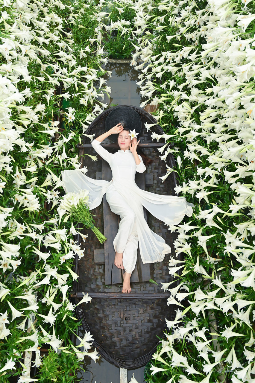 亚洲在线顶级越南美女艺术照摄影图片