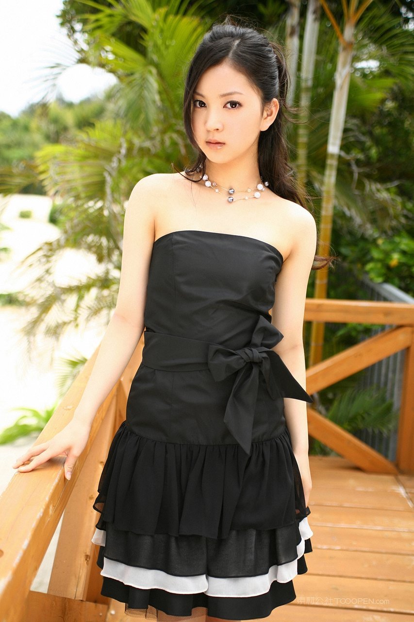 日本成熟气质贵妇美女清纯写真图片