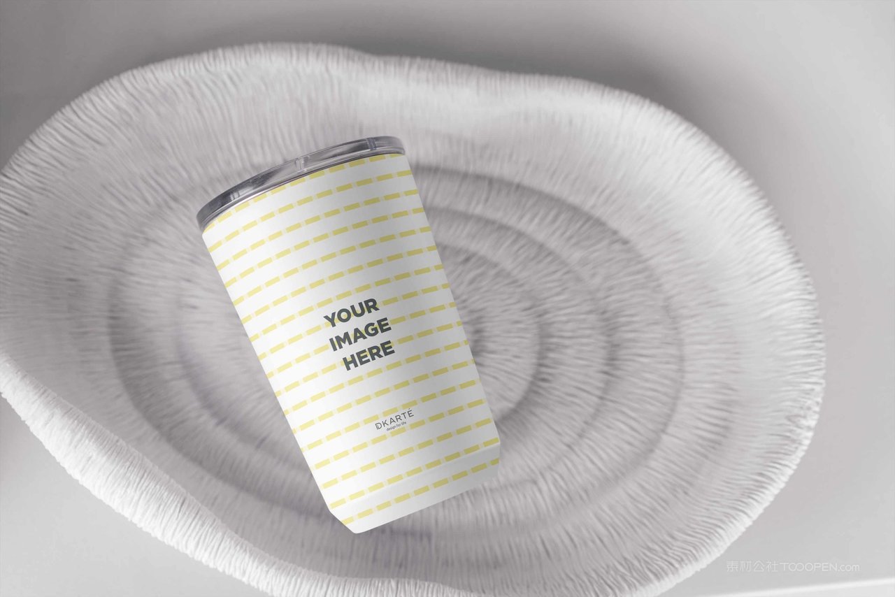 水杯保温杯图场景样机