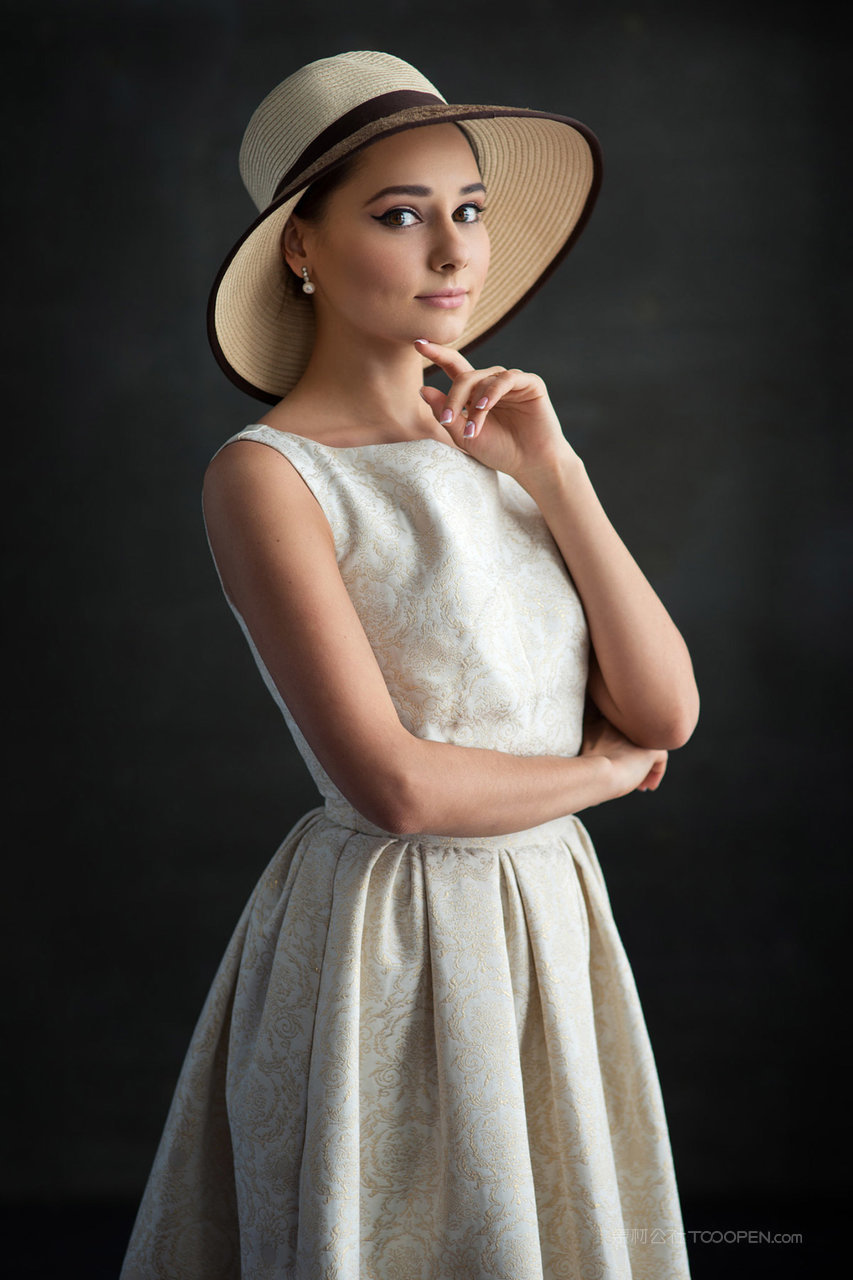 欧美经典复古四级美女艺术写真图片