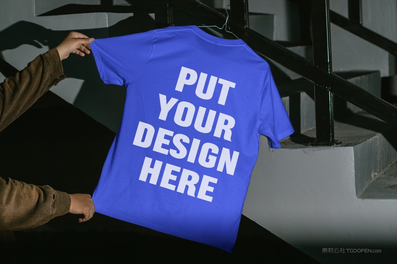 蓝色短袖LOGO样机