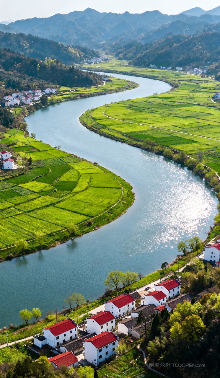 山峰唯美河流春天风景自然意境天空山水