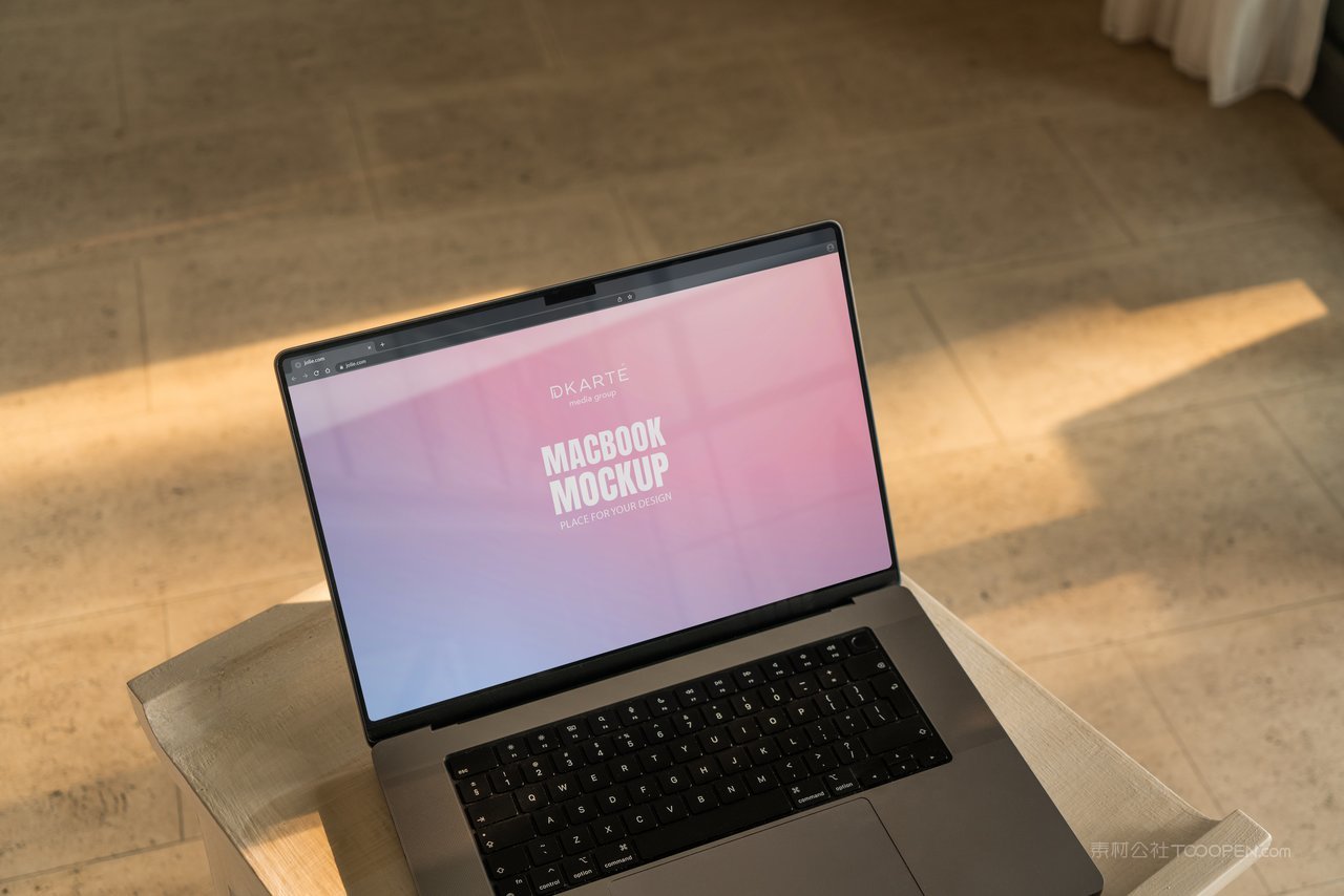 笔记本电脑样机