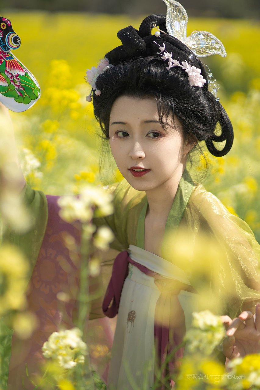 国产古风汉服美女高清唯美手机壁纸大全