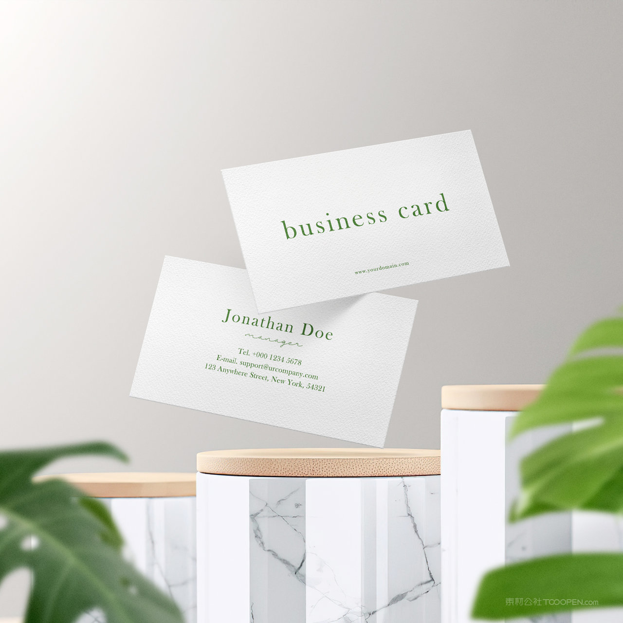 展示台上悬浮的名片贴图样机