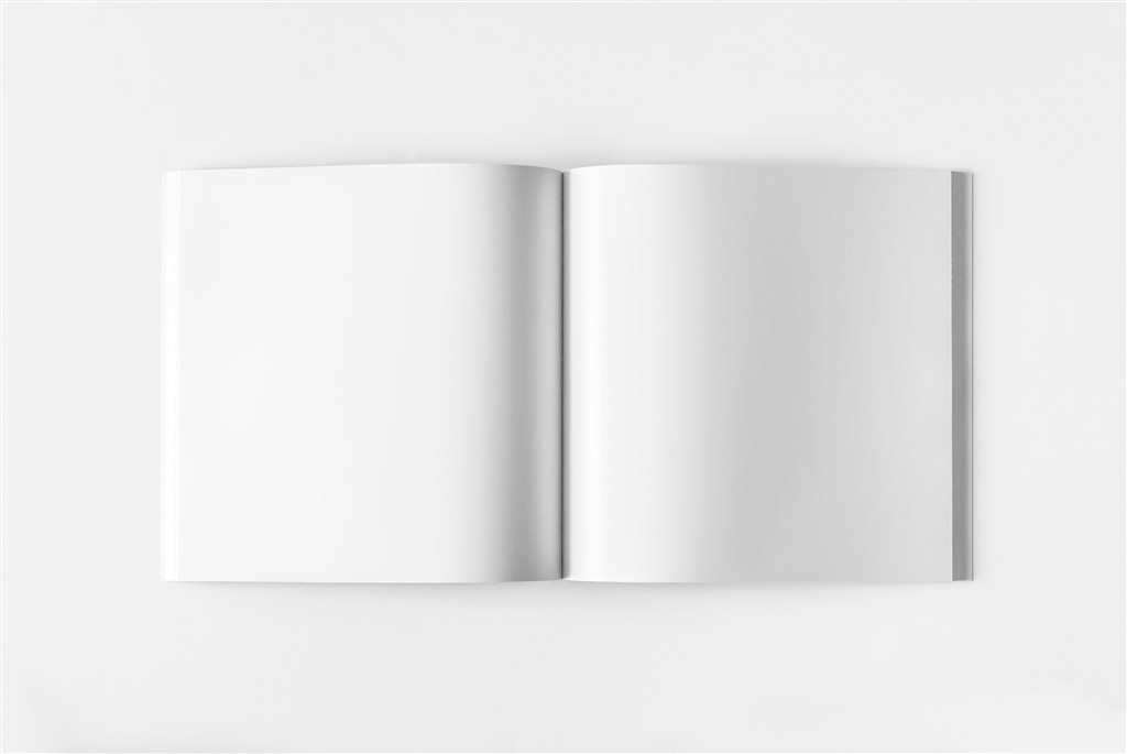 厚方形画册杂志宣传册内页样机