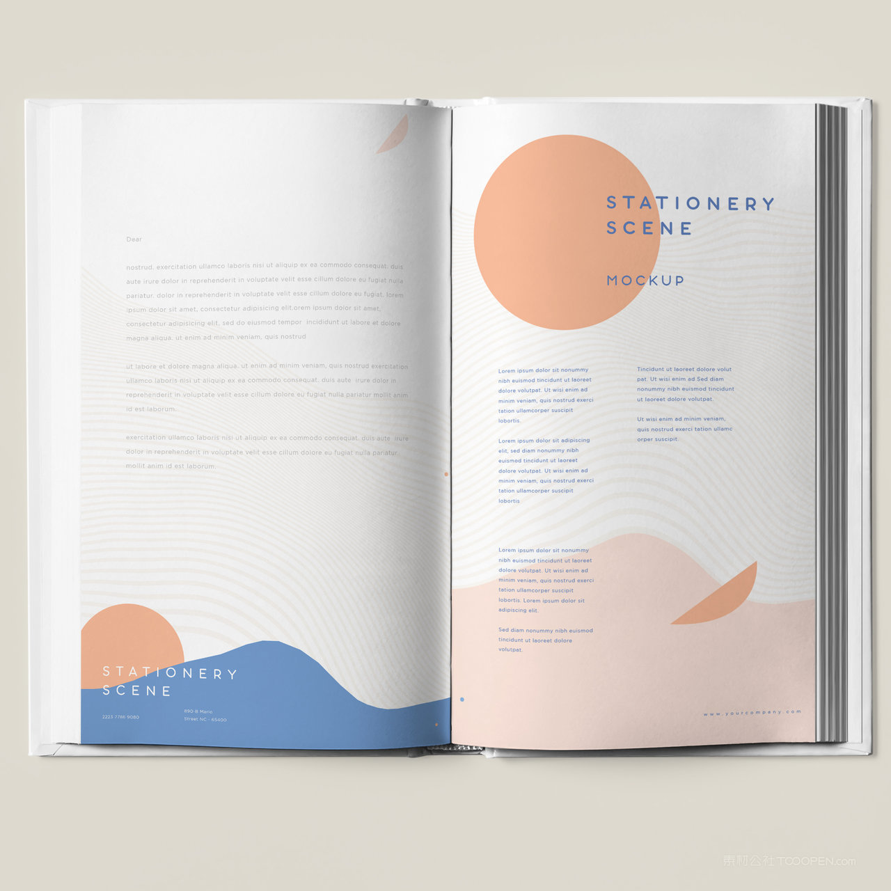 打开的书本画册内页贴图样机