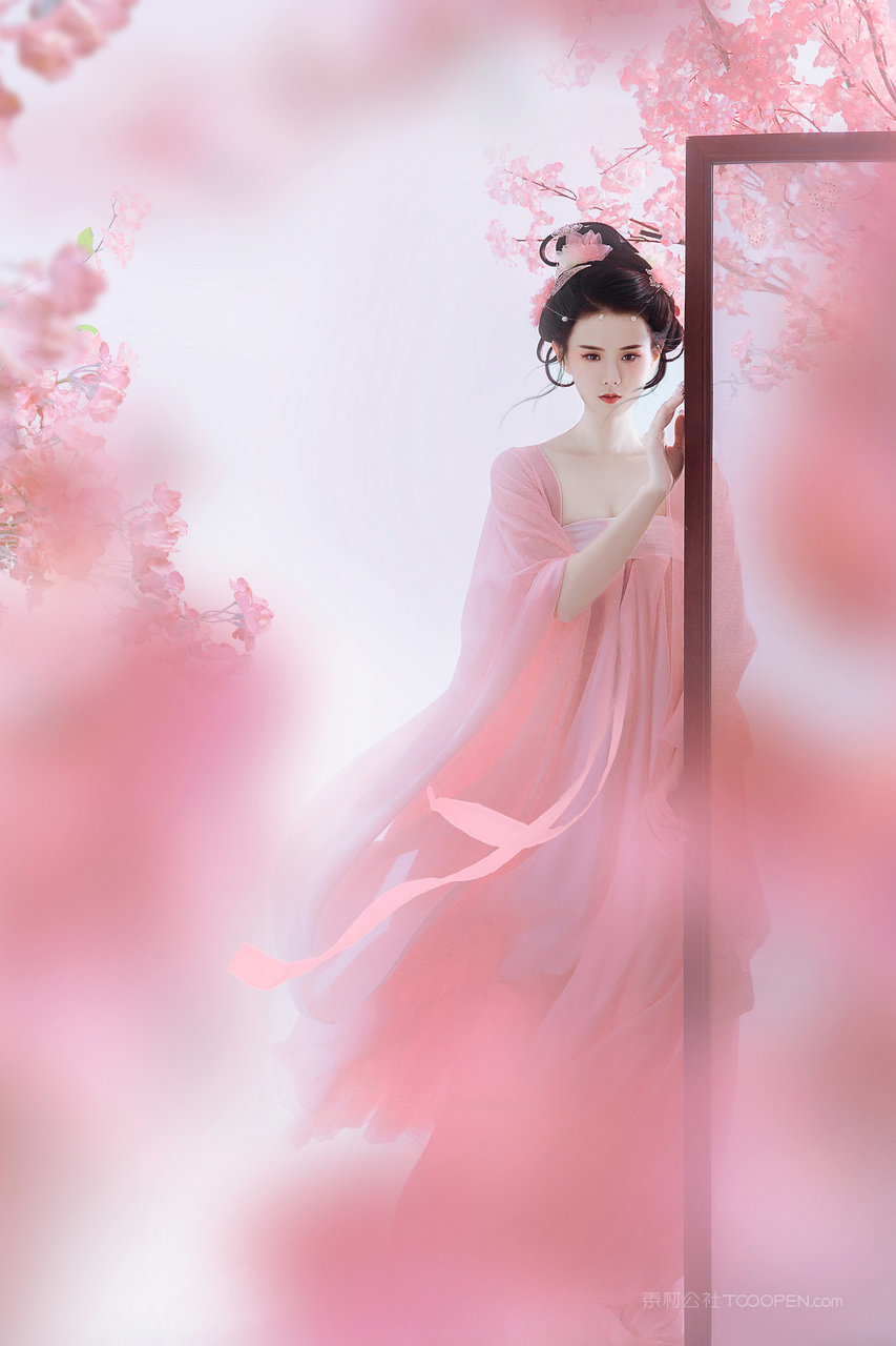 粉色古装汉服美女唯美高清艺术写真图片大全