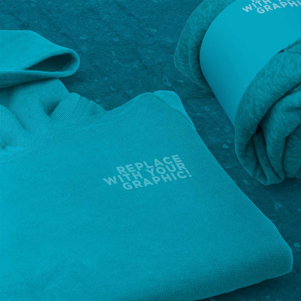 湖蓝色T恤卫衣设计样机贴图