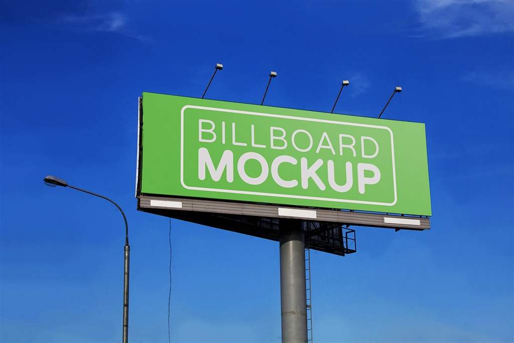 高速公路户外大型T牌广告牌样机图片场景下载