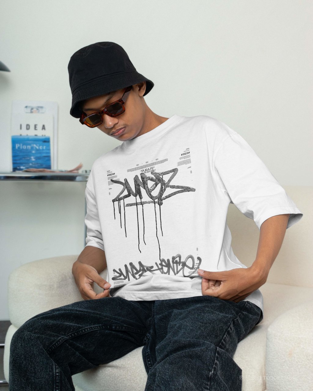 街头服装品牌vi模特卫衣t恤海报帽子海报吊牌ps贴图样机 (30)