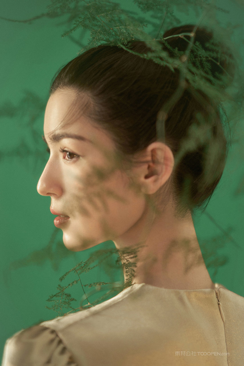 新疆美女明星哈尼克孜图片