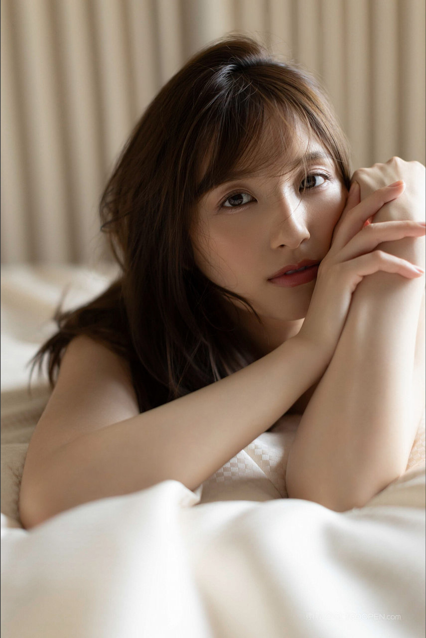 日韩久久日产一线二线三线图片