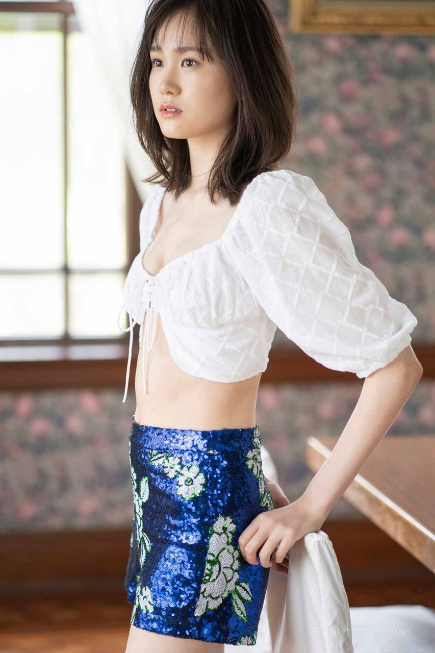 高清日本短发美女写真图片