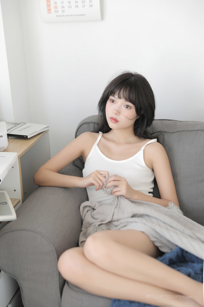 悠悠人体清纯养眼美女写真图片大全