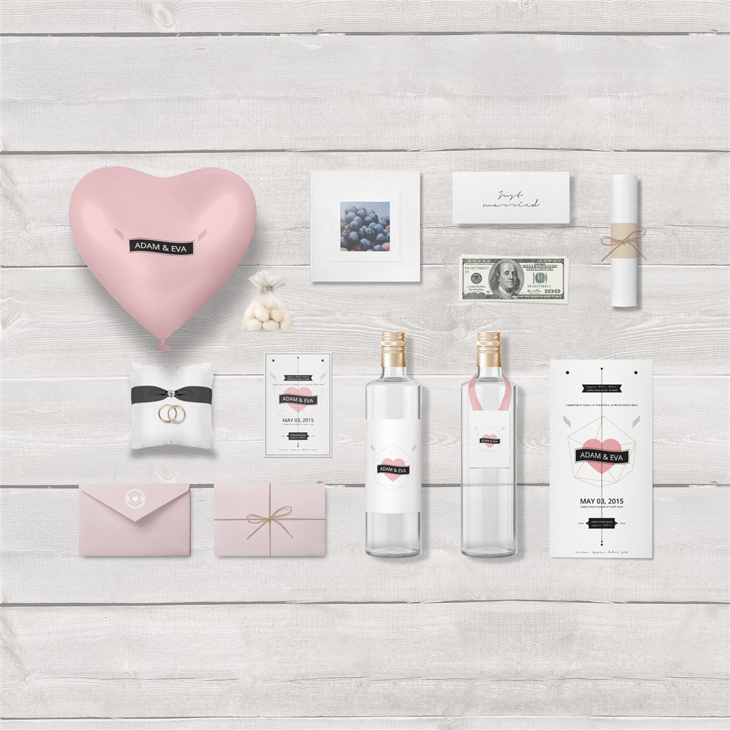 粉嫩护肤品包装样机